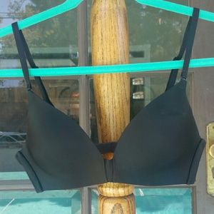 Victoria's Secret No-Wire Bra