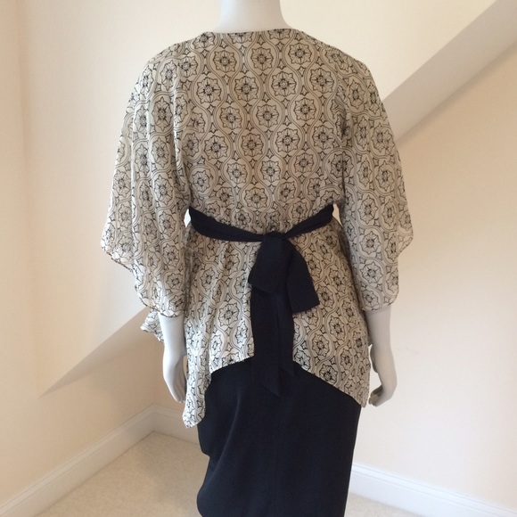 ❌❌❌❌Michael Kors Tunic Blouse - Picture 2 of 4