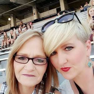 Meet your Posher, Brandy