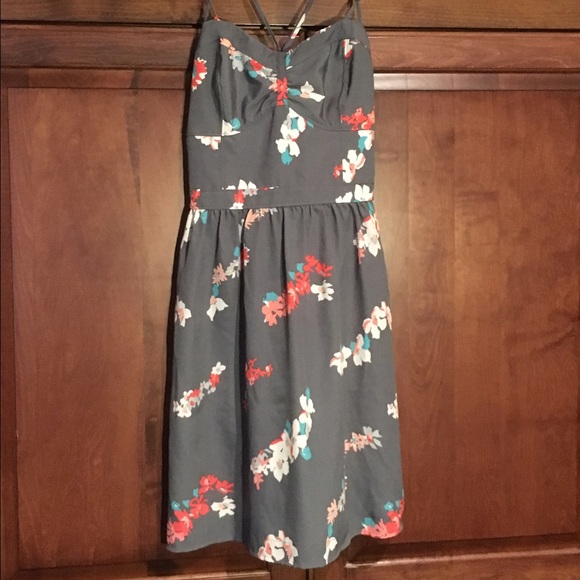 American eagle outfitters gray floral dress.