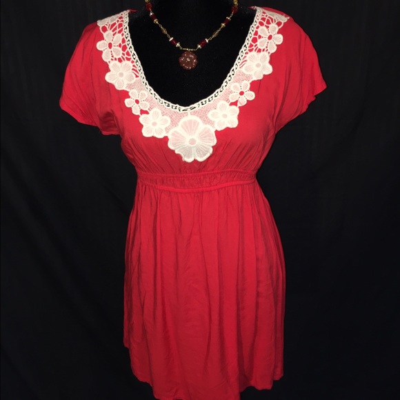 red dress with white lace collar. S