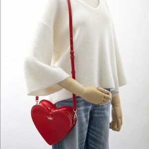 🚫Sold🚫Kate spade Heart Crossbody.    NWT