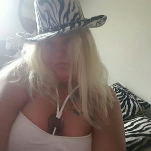 Meet your Posher, Barb