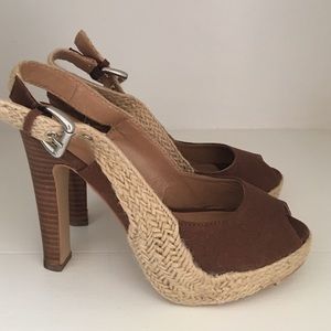 Brand new Heels Peep toe.