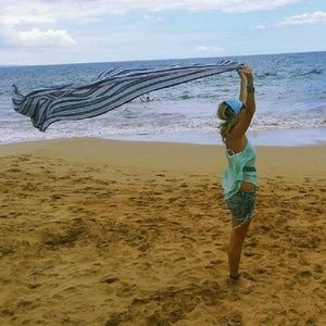 Meet your Posher, Cynthia