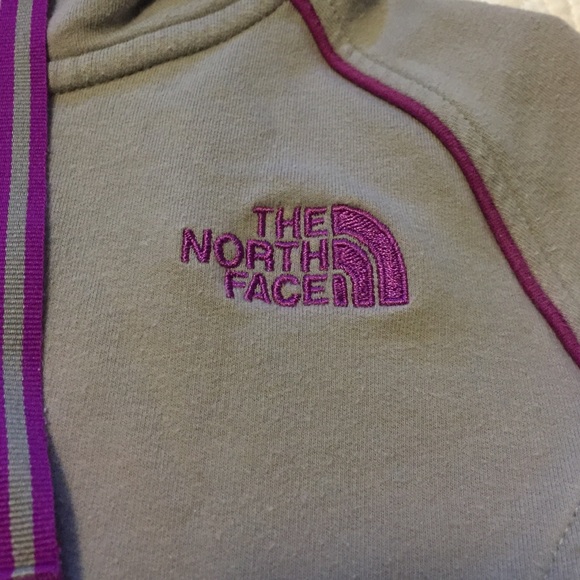 Sweat Shirt - Picture 2 of 4