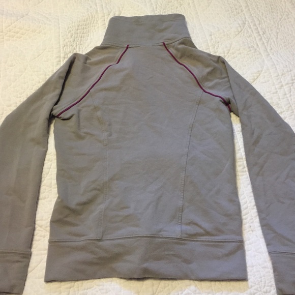 Sweat Shirt - Picture 4 of 4