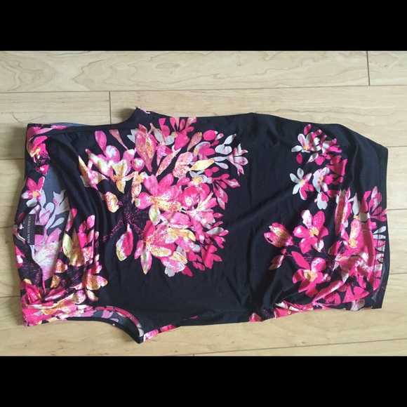 Dana Buchman top