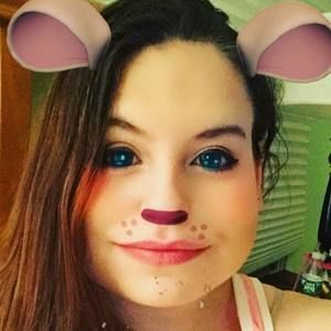 Meet your Posher, Bella