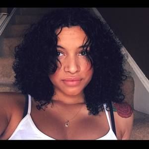 Meet your Posher, Richelle