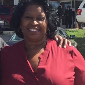 Meet your Posher, Linda