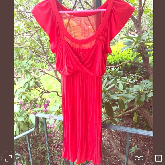 Boutique red dress 😍