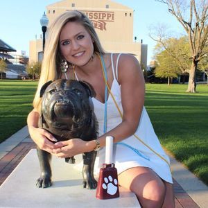 Meet your Posher, Abigail