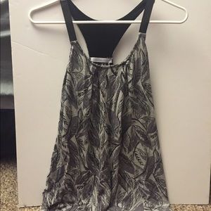 Flowy Leaves Tank Top