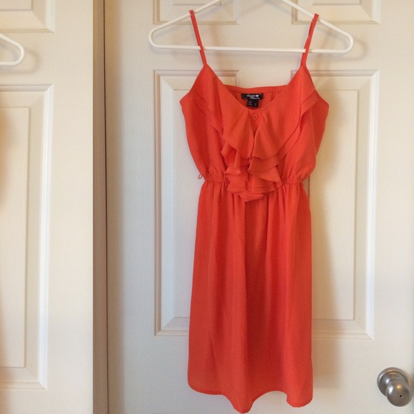 orange dress