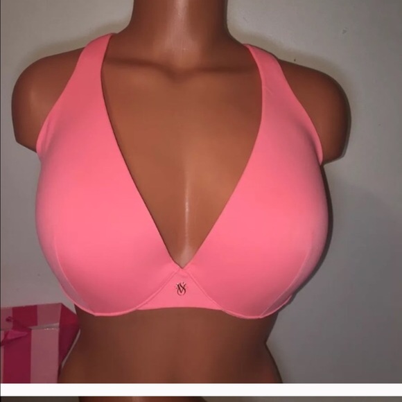 ISO this VS swim top!!