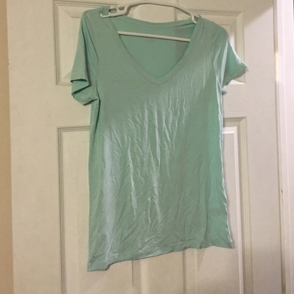 *NWT* Mint colored basic tee - Picture 3 of 3