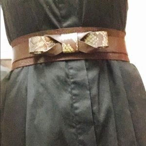Burberry style Bow Leather belt, exceptional look