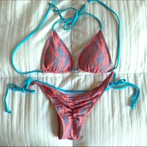 Lace scrunch butt Brazilian bikini NWOT
