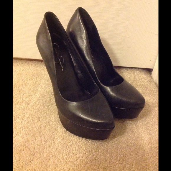 Jessica Simpson black platform heels