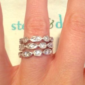 Deco stack rings