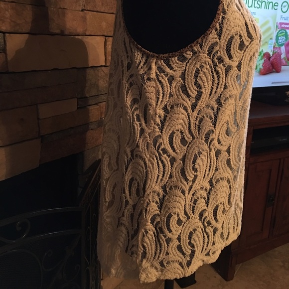 ⚜Pretty top with Leopard detail on top... ⚜NWOT⚜ - Picture 4 of 4
