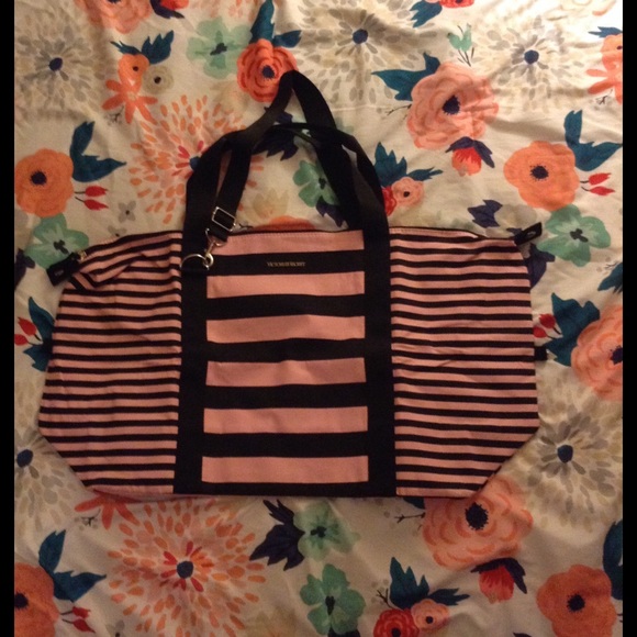 Victoria's Secret Travel Bag
