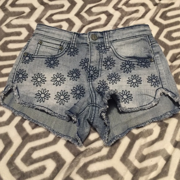 NWOTS Flower print Jean shorts
