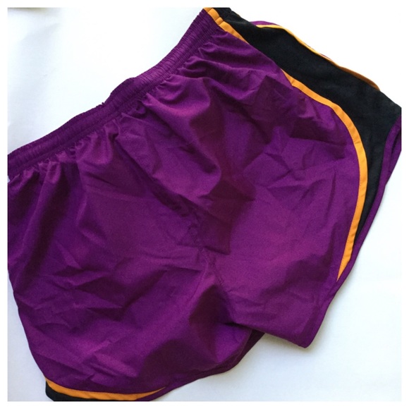 NWT Nike shorts - Picture 2 of 2