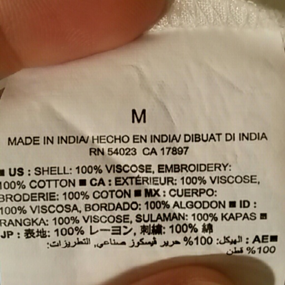 Old Navy top - Picture 3 of 4