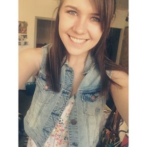 Meet your Posher, Emma