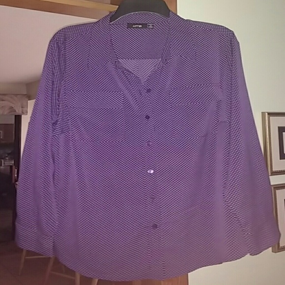 Purple LS Button Down Top w/Cream Diamond Dots
