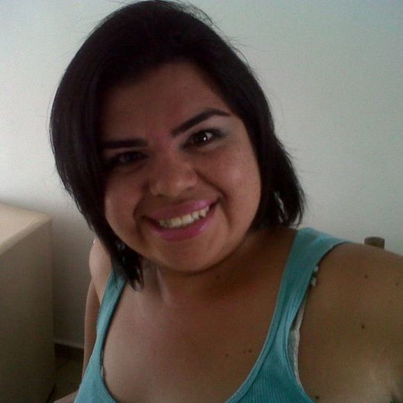 Meet your Posher, Gloria - Picture 1 of 1