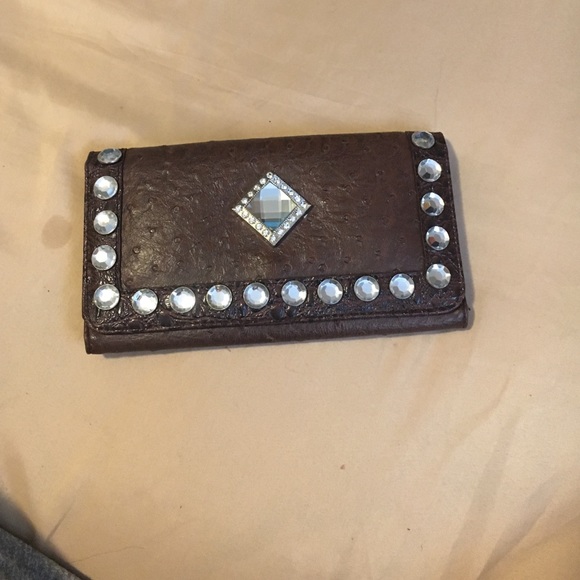 Wallets - Picture 3 of 4