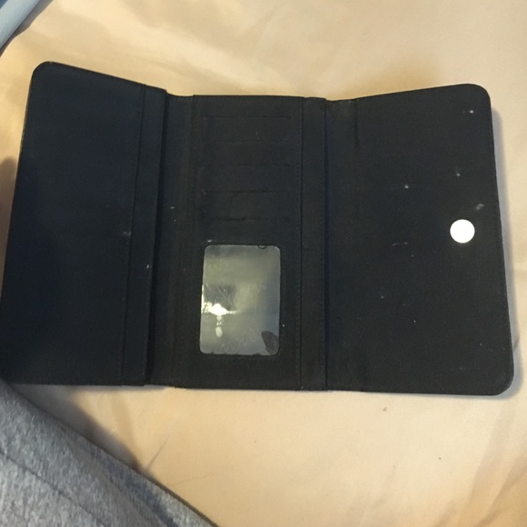 Wallets - Picture 4 of 4