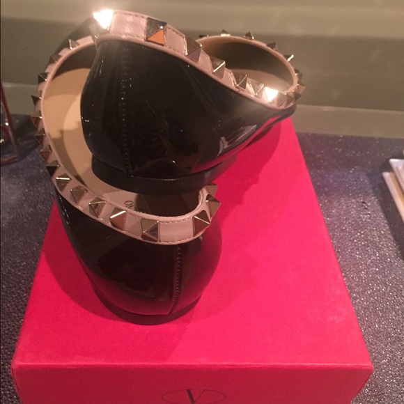 SOLD offline Valentino Rockstud - Picture 3 of 4