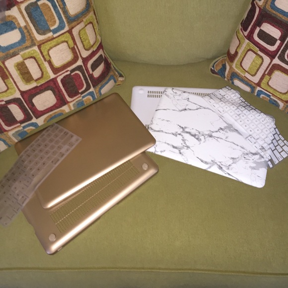 MacBook Pro Case Bundle