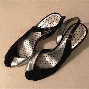 Getting married must sell elegant Black & Silver