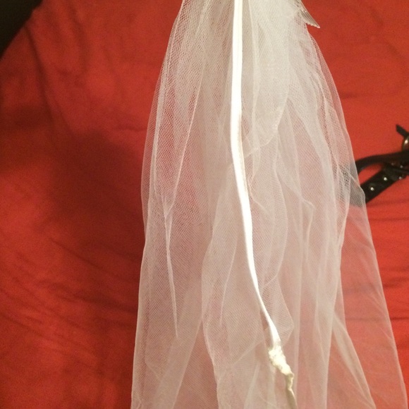 Wedding veil - Picture 3 of 3