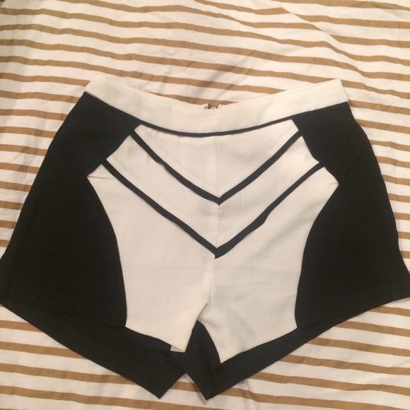 NWT LF black dressy shorts