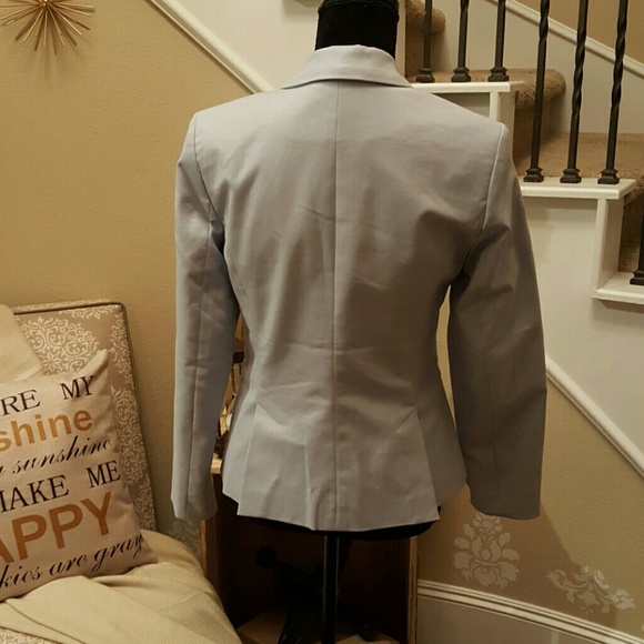 Blazer - Picture 2 of 4