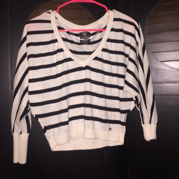 Small Guess Sweater