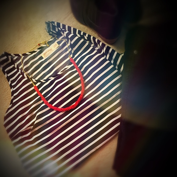 Red Statement Necklace - Picture 2 of 4