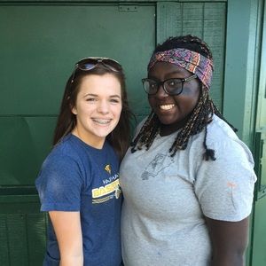 Meet your Posher, Miriam