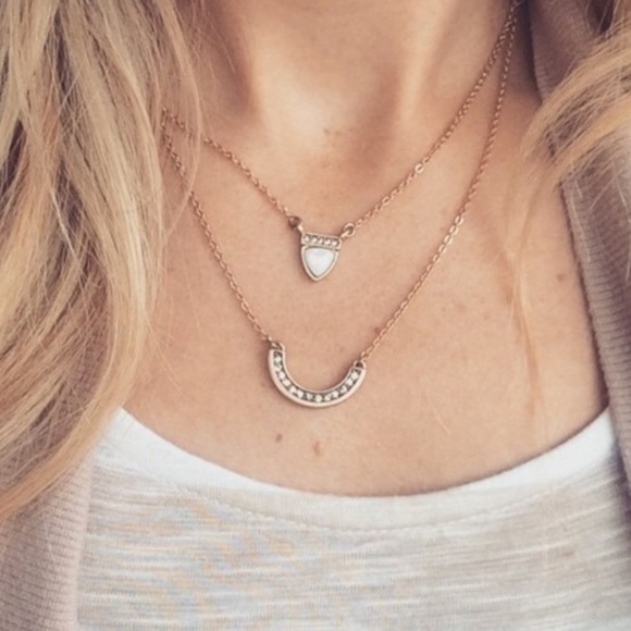 🆕 (2pc) Statement Necklace - Picture 2 of 3