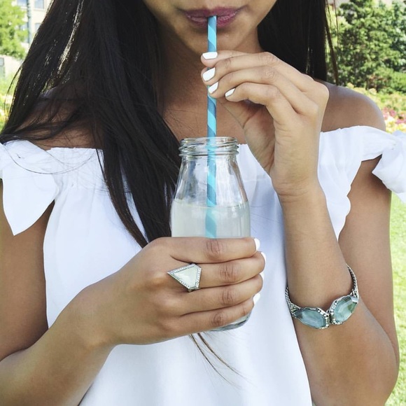 ⚠️ FLASHSALE 🆕 Statement Ring - Picture 3 of 4