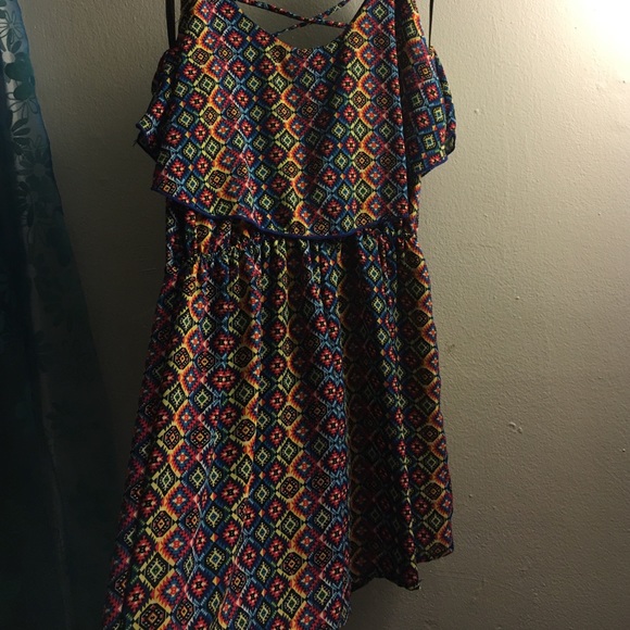 Colorful Aztec Romper ๐ญ๐๐พ - Picture 2 of 4