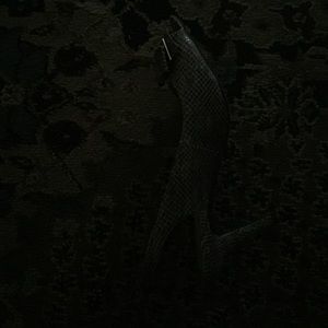 Meet your Posher, Carrie