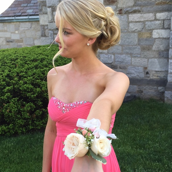 Prom dress - Picture 3 of 4