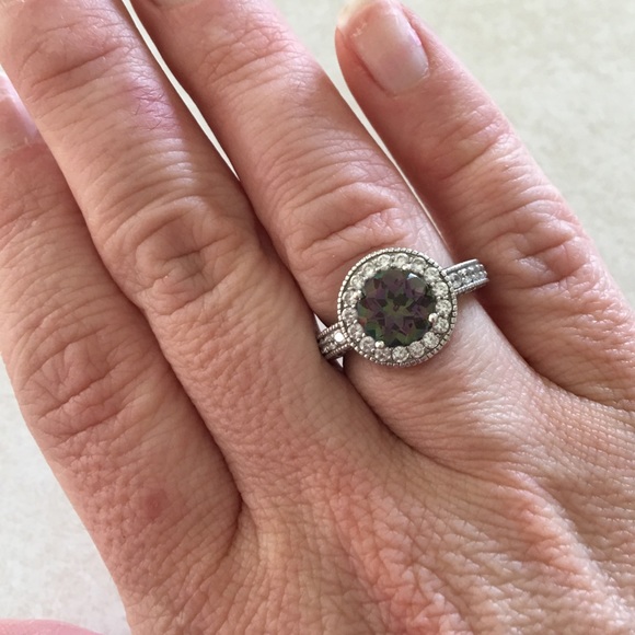 Tanzanite ring - Picture 2 of 3